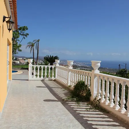 Con Piscina, Preciosas Vistas